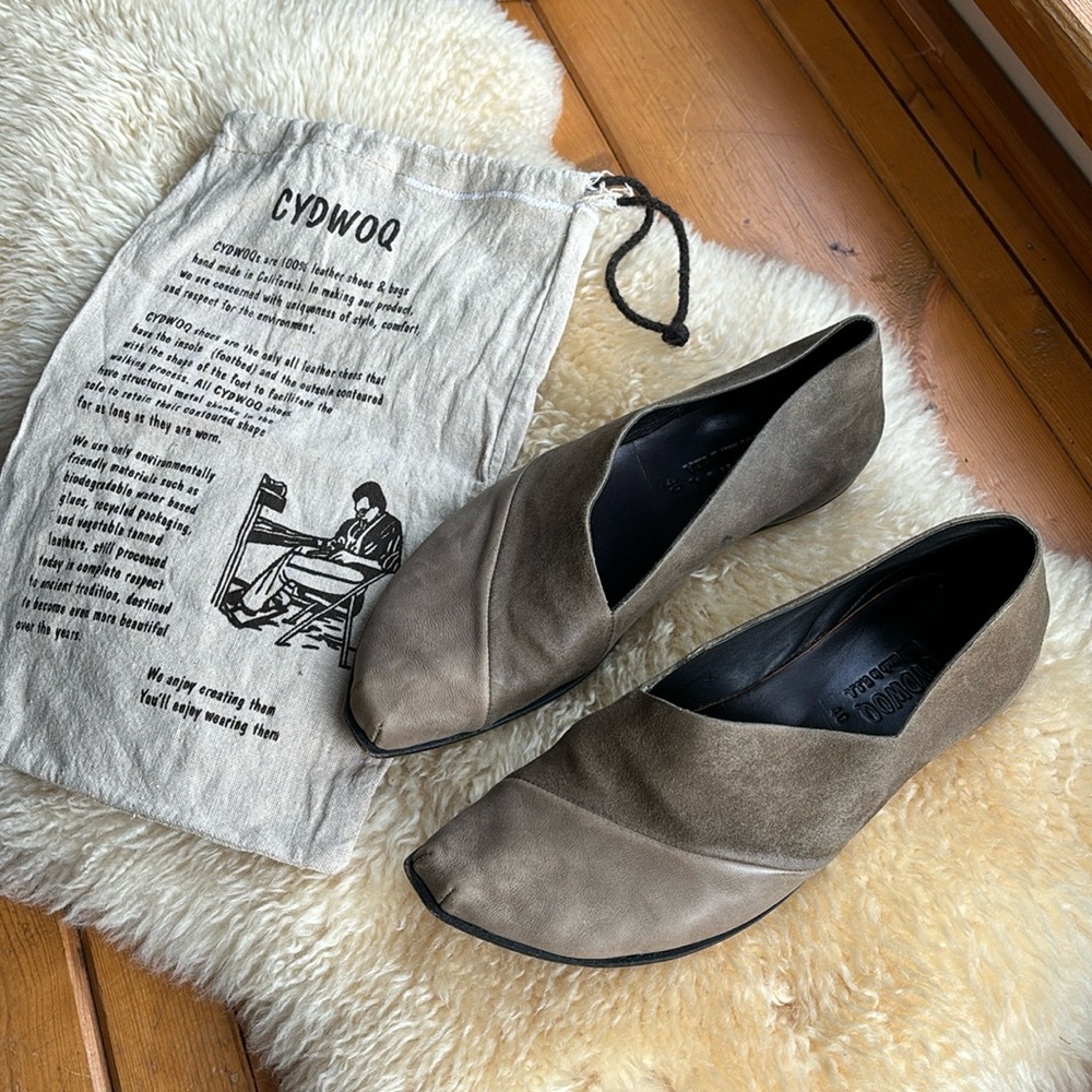 Cydwoq Women's Brown Leather Shoes